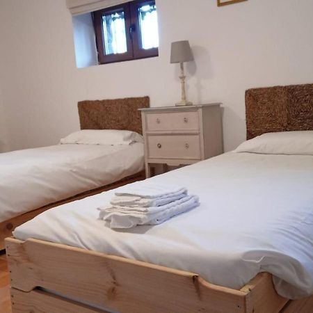 Los Cedros, Gran Chalet Con Piscina Y Apartamento En 纳瓦塞拉达 外观 照片