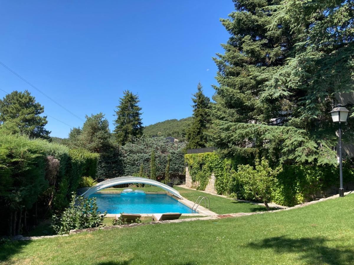 Los Cedros, Gran Chalet Con Piscina Y Apartamento En 纳瓦塞拉达 外观 照片